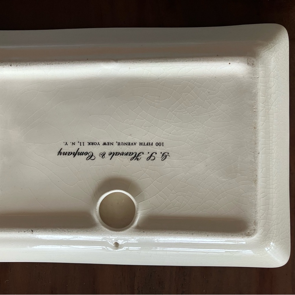 Harvale&Company NEW YORK - Picture 2 of 13